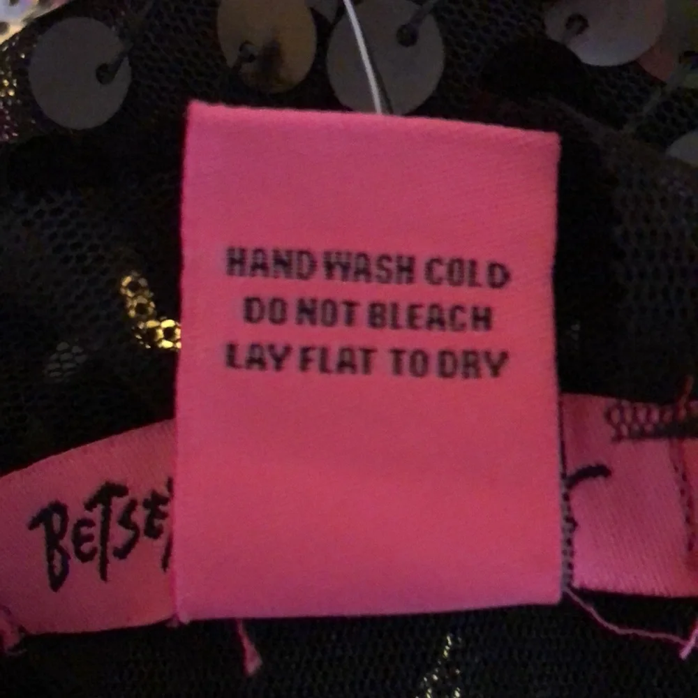 NWTO Betsey Johnson Child’s Shaw - Picture 12 of 13